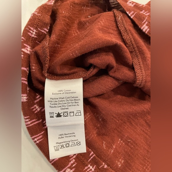 Embroidered Boho Eddie Bauer Tank Top - Picture 4 of 4